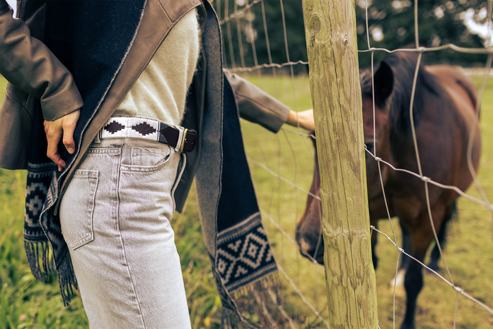 Azteca Wool Scarf - Grey